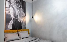 Romari apartment Дарії Гусяк 12